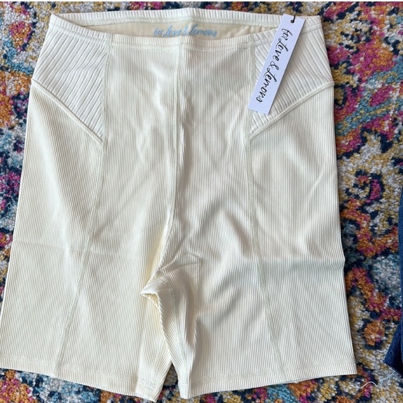 Cream For Love & Lemons Biker Shorts - Picture 1 of 1
